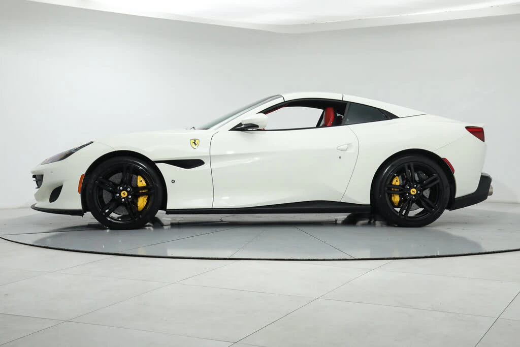 2019 Ferrari Portofino - Image 7 of 31