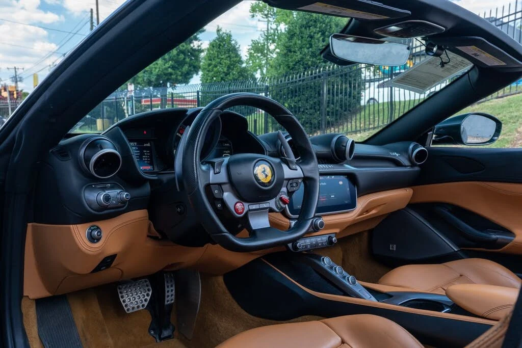 2019 Ferrari Portofino - Image 29 of 31