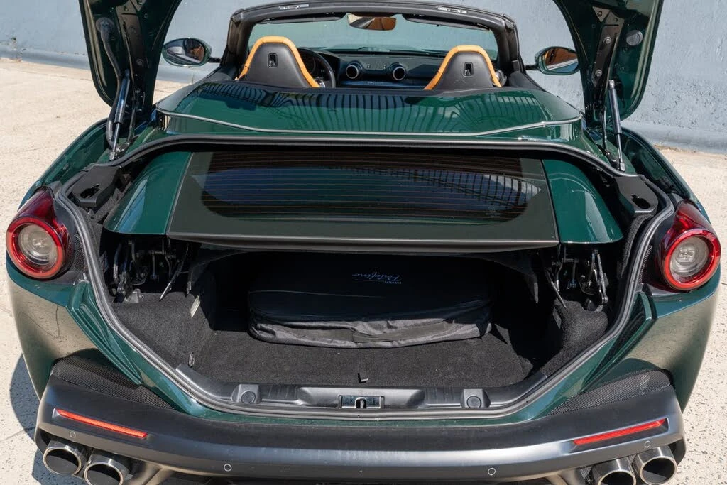 2019 Ferrari Portofino - Image 13 of 31
