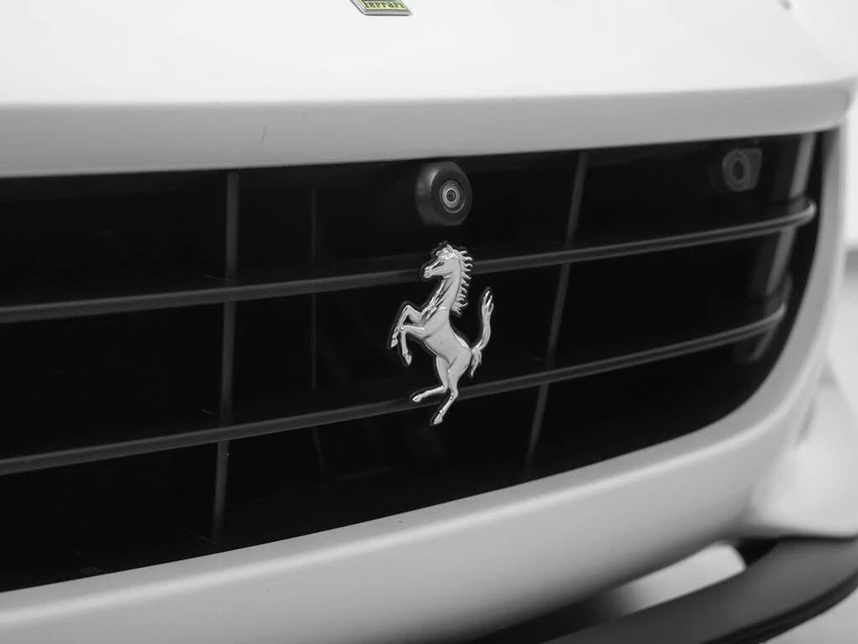 2019 Ferrari Portofino - Image 6 of 31