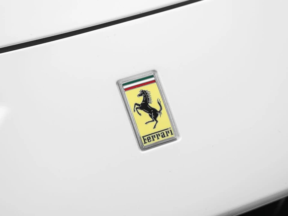2019 Ferrari Portofino - Image 5 of 31