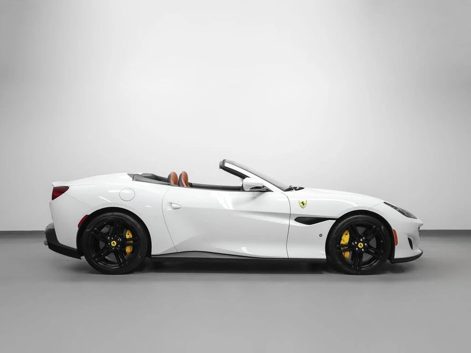 2019 Ferrari Portofino - Image 7 of 31