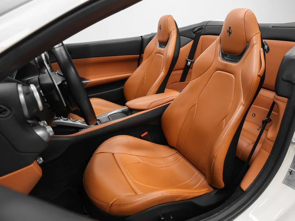 2019 Ferrari Portofino - Image 3 of 31