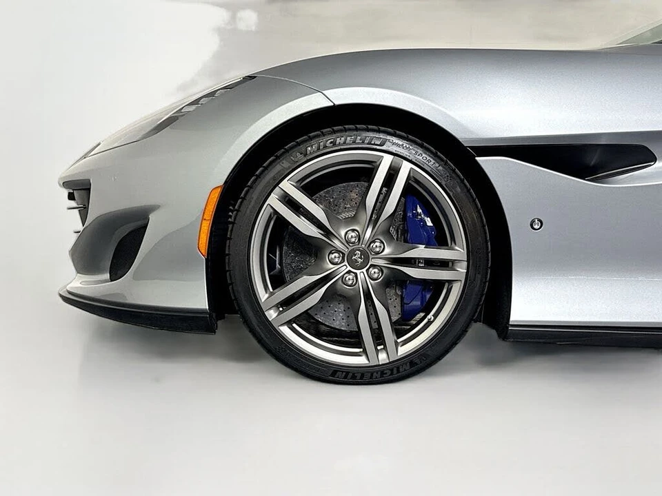 2019 Ferrari Portofino - Image 28 of 29