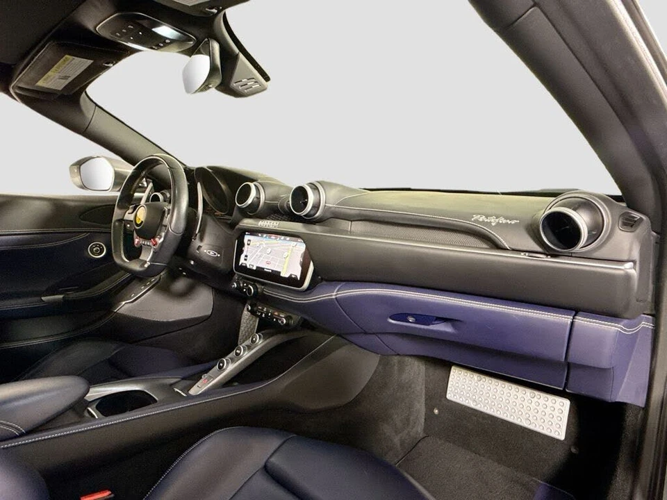 2019 Ferrari Portofino - Image 17 of 29