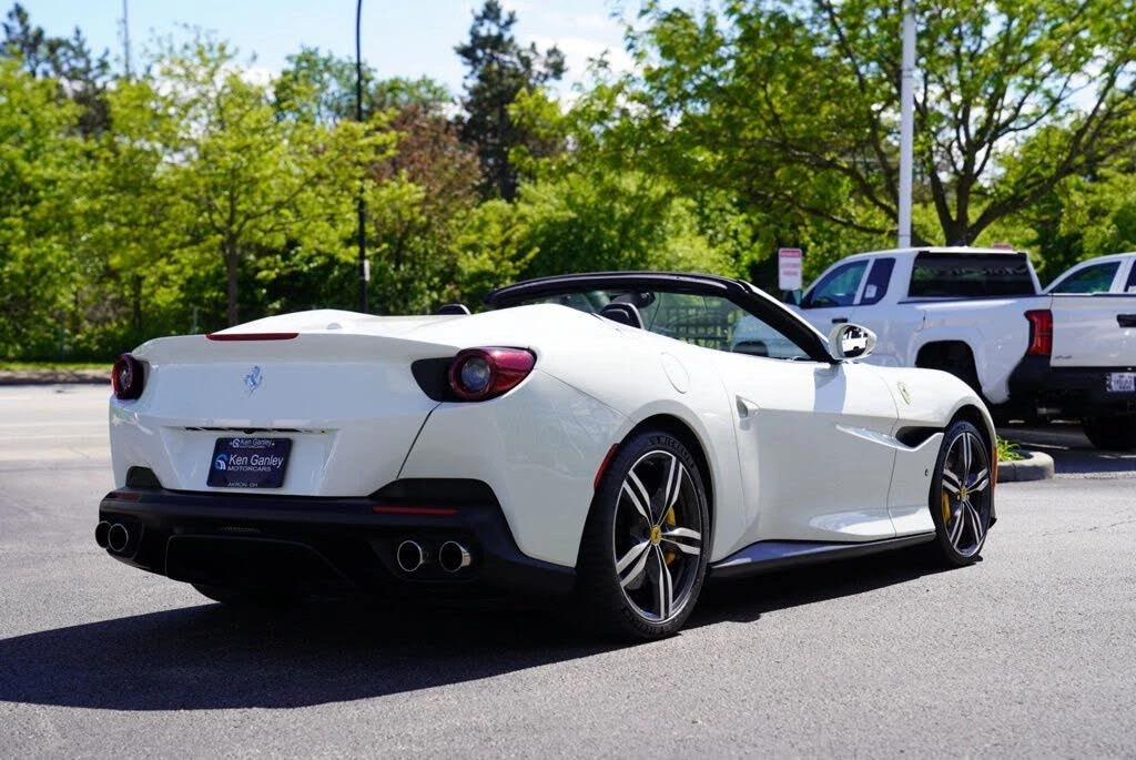 2019 Ferrari Portofino - Image 17 of 31
