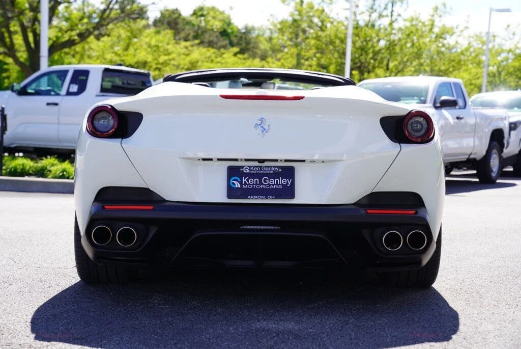 2019 Ferrari Portofino - Image 15 of 31