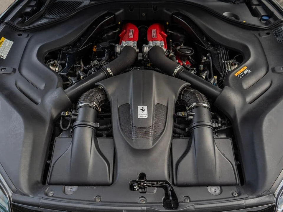 2019 Ferrari Portofino - Image 20 of 31