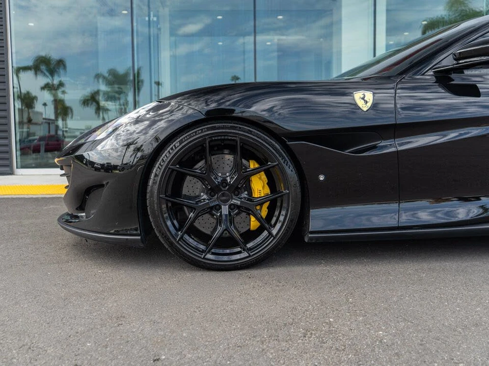 2019 Ferrari Portofino - Image 12 of 31