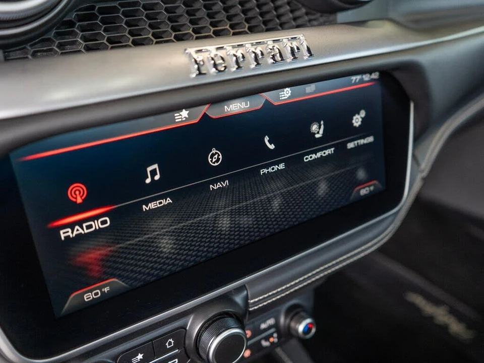 2019 Ferrari Portofino - Image 29 of 31
