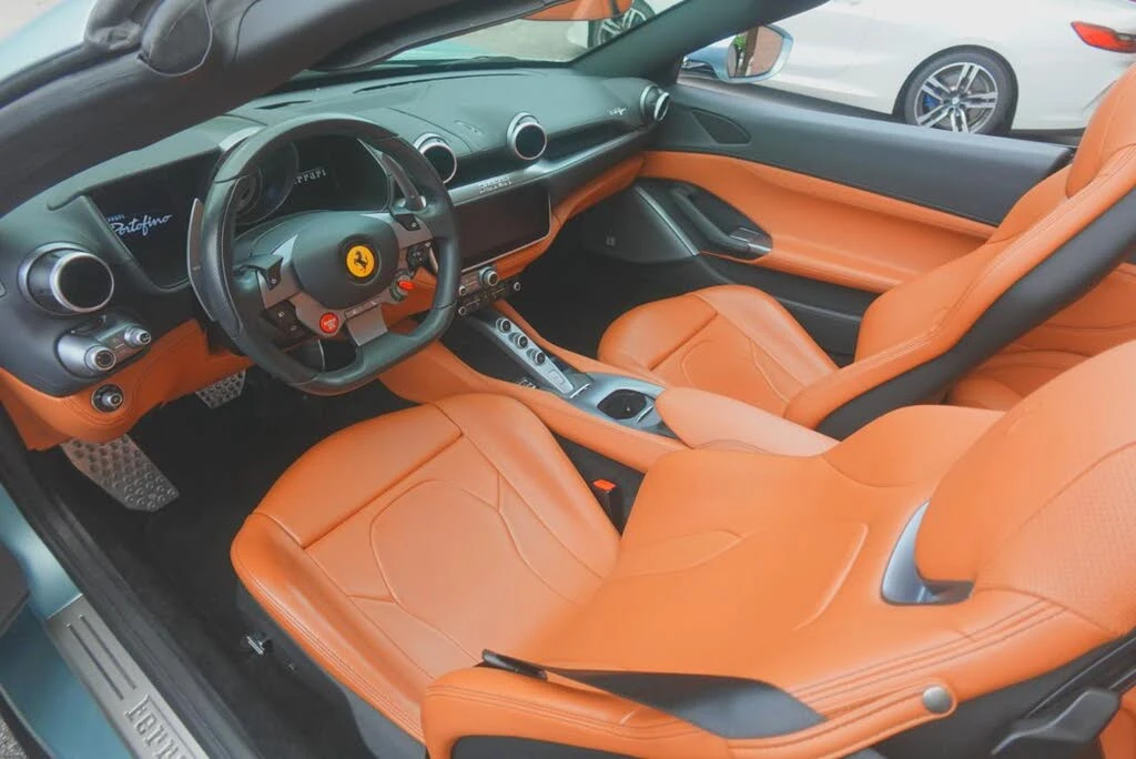 2019 Ferrari Portofino - Image 16 of 25