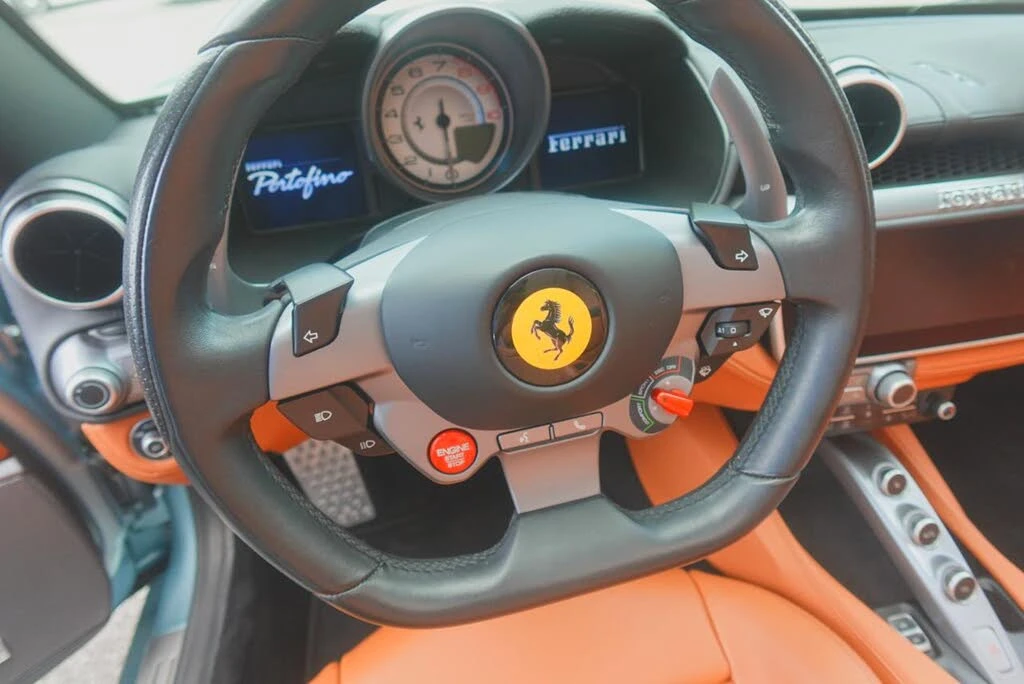 2019 Ferrari Portofino - Image 17 of 25