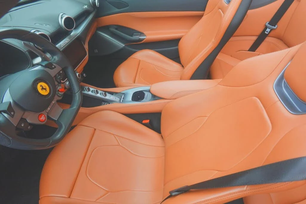 2019 Ferrari Portofino - Image 15 of 25