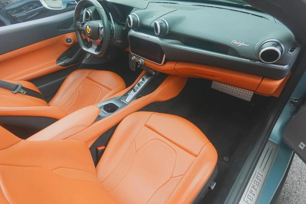2019 Ferrari Portofino - Image 19 of 25