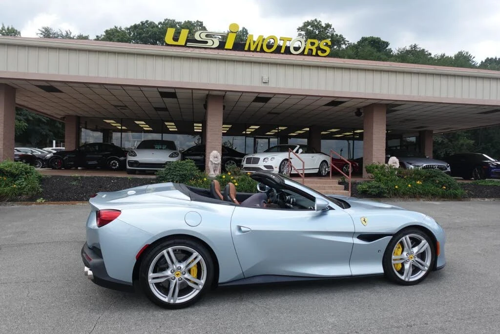 2019 Ferrari Portofino - Image 9 of 25