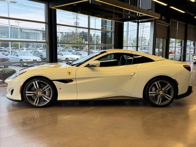 2019 Ferrari Portofino - Image 4 of 31