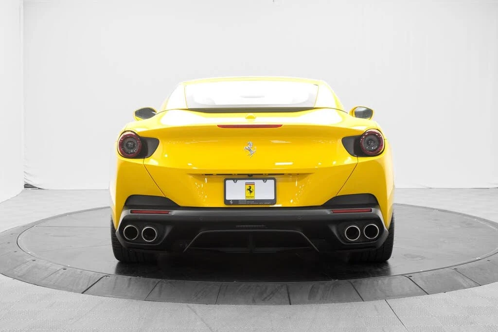 2019 Ferrari Portofino - Image 12 of 31