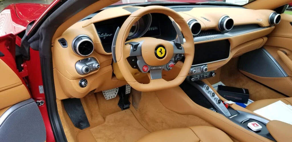 2019 Ferrari Portofino - Image 4 of 6