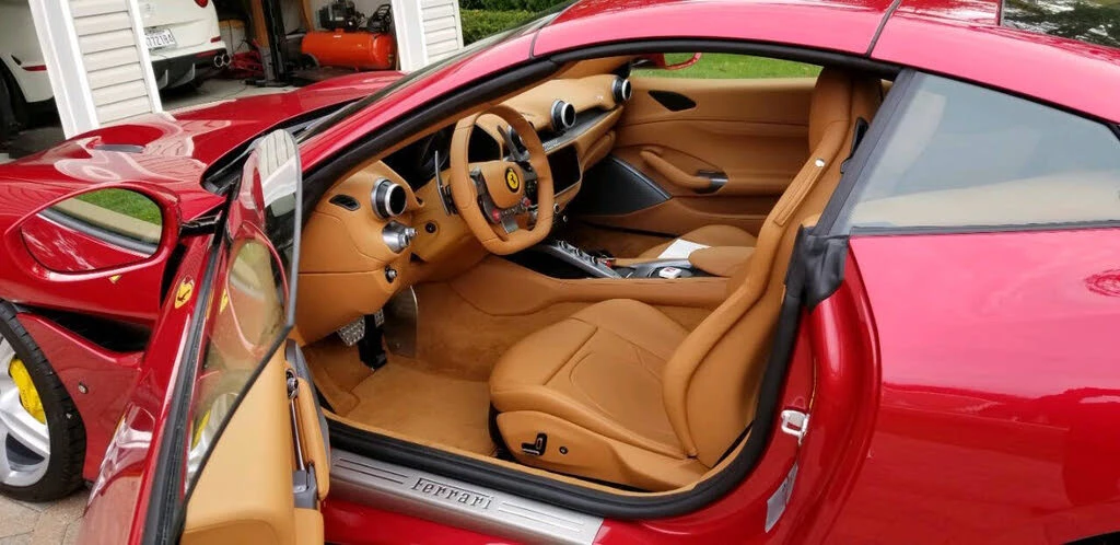 2019 Ferrari Portofino - Image 6 of 6