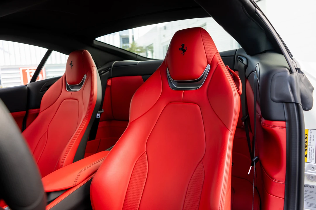 2019 Ferrari Portofino - Image 12 of 31
