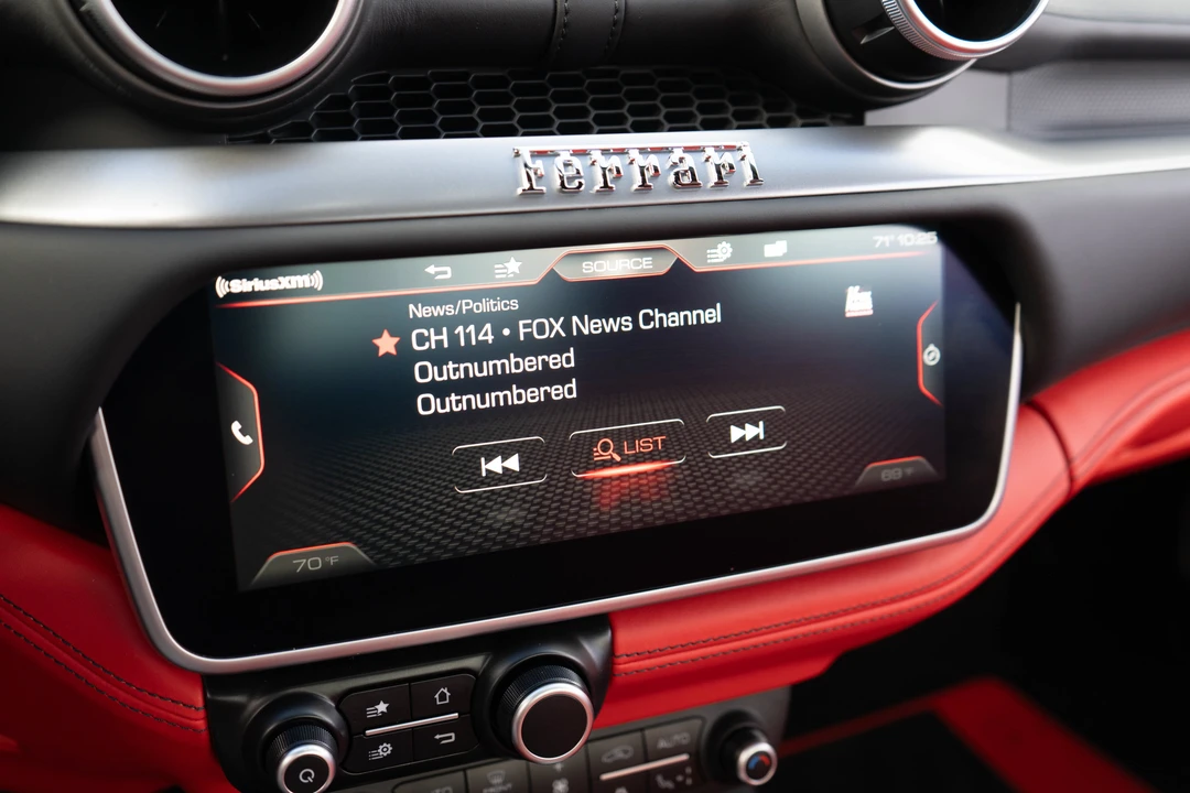 2019 Ferrari Portofino - Image 21 of 31