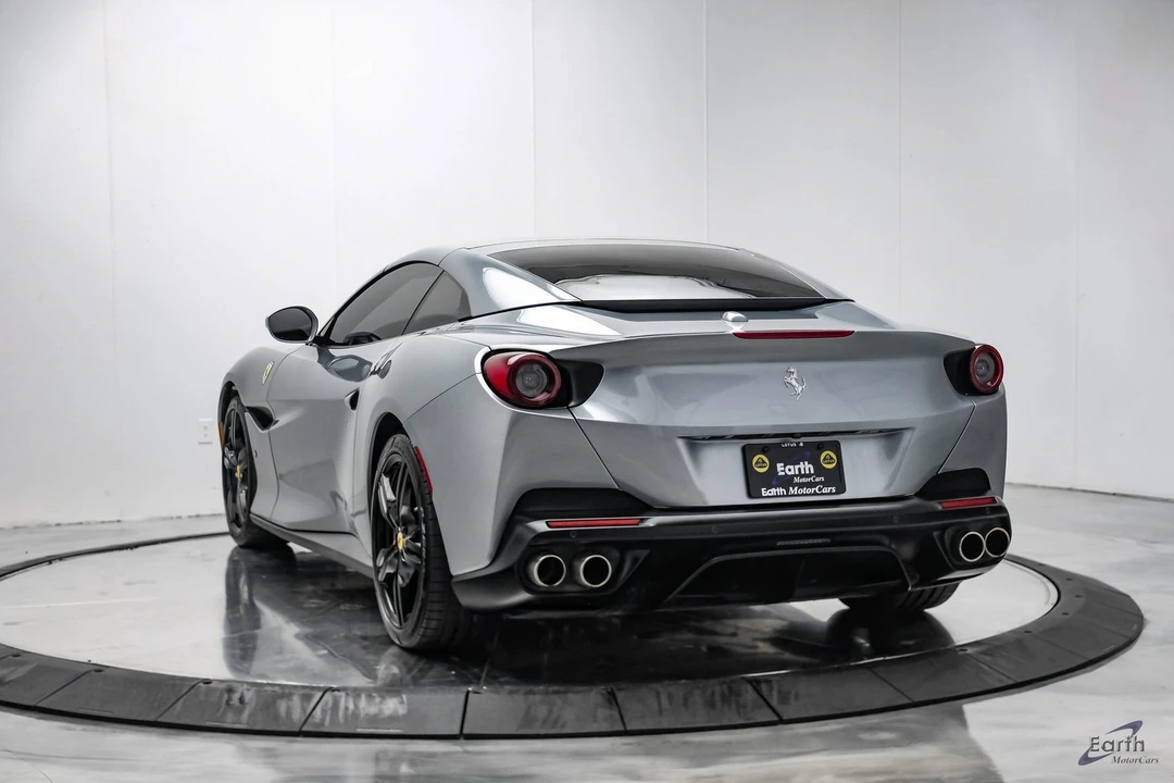 2019 Ferrari Portofino - Image 13 of 21
