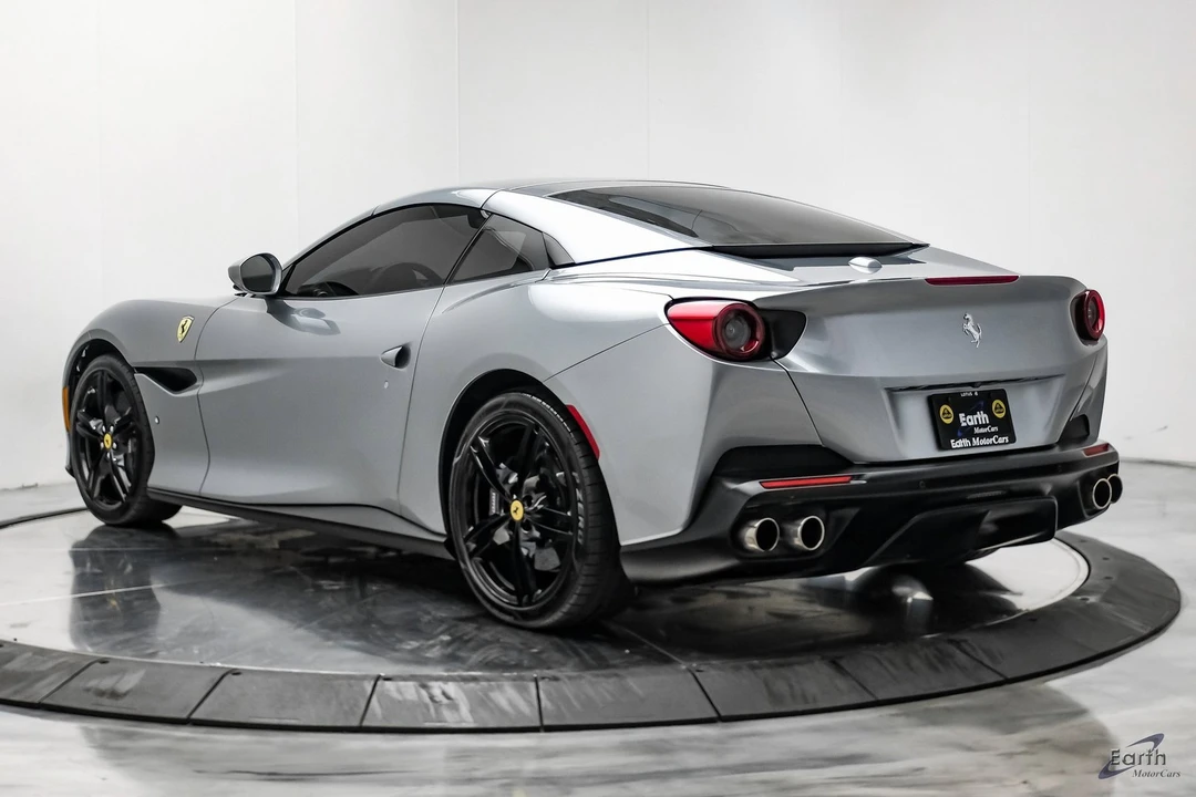 2019 Ferrari Portofino - Image 15 of 21