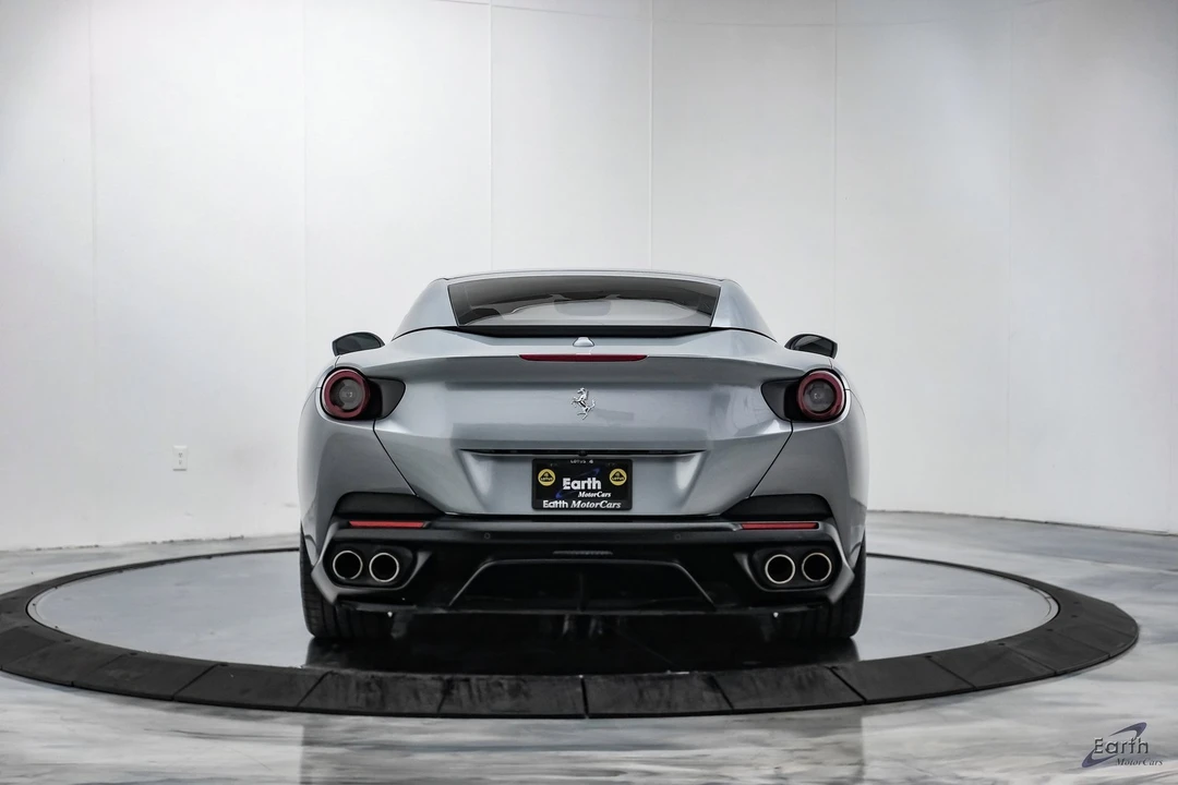 2019 Ferrari Portofino - Image 17 of 21