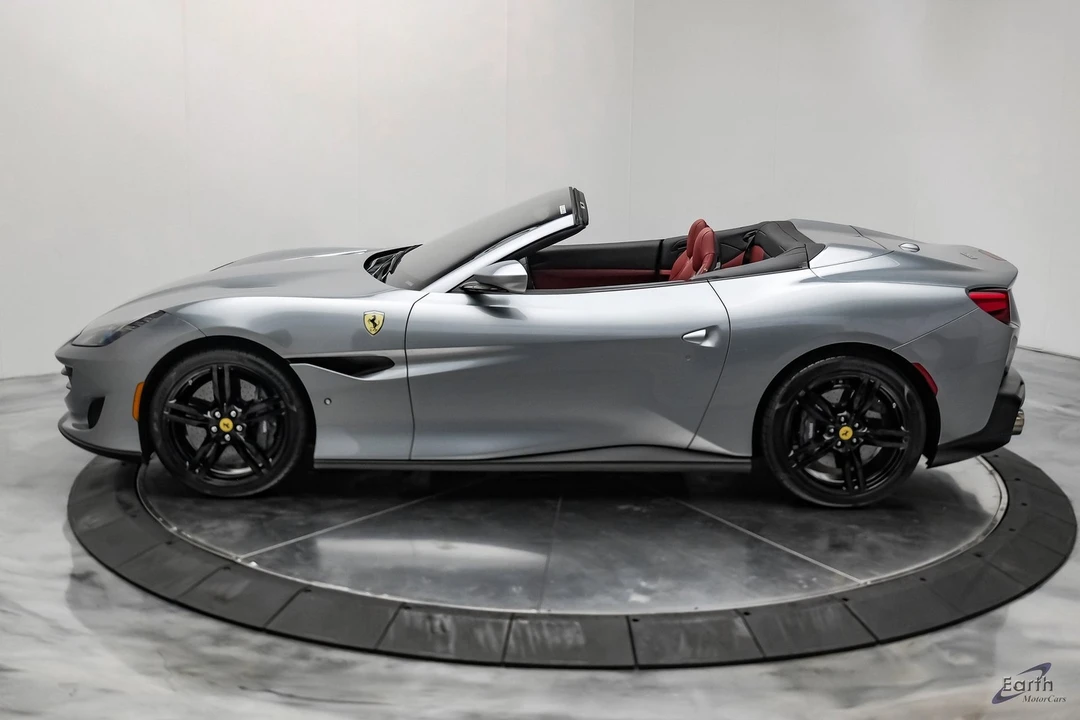 2019 Ferrari Portofino - Image 8 of 12