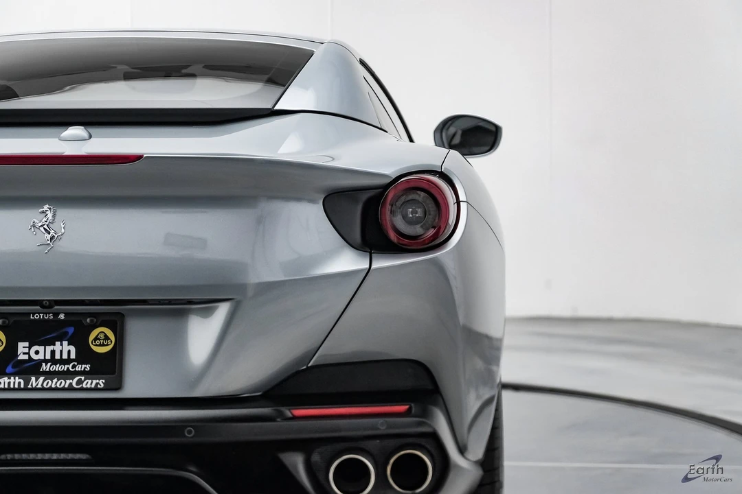 2019 Ferrari Portofino - Image 19 of 21