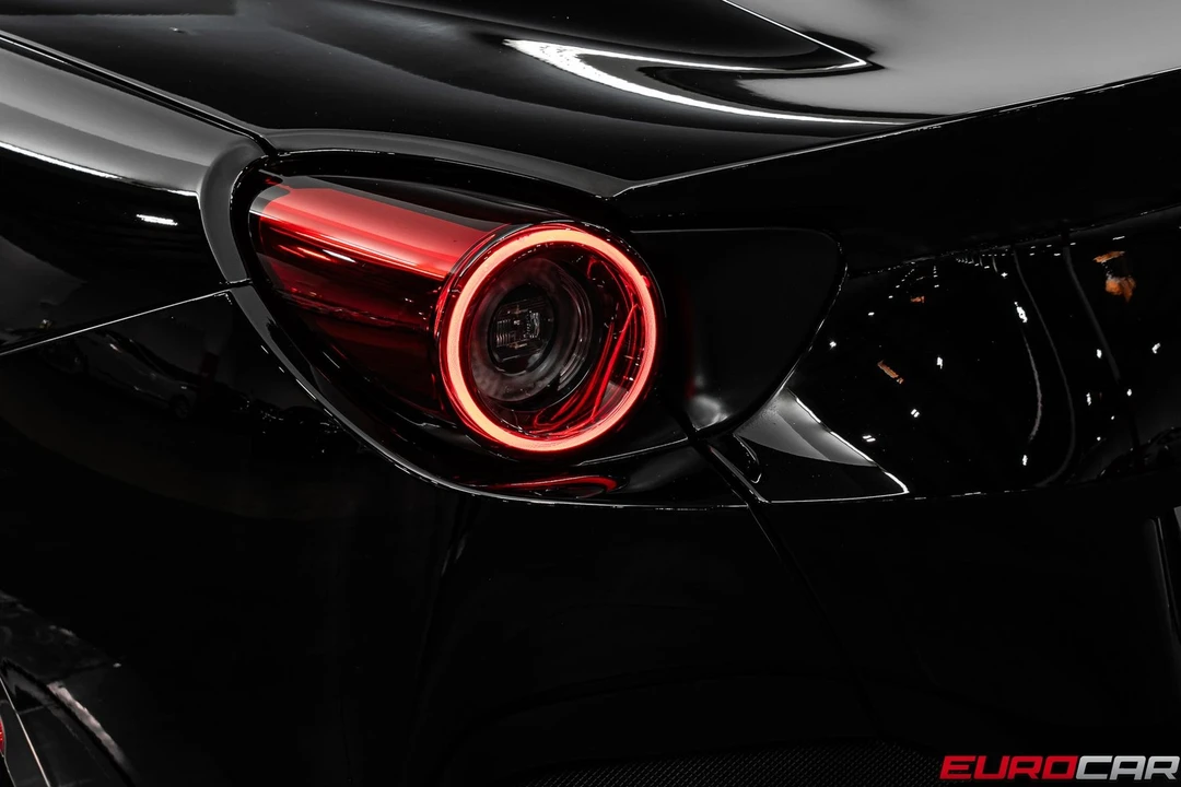 2019 Ferrari Portofino - Image 20 of 31