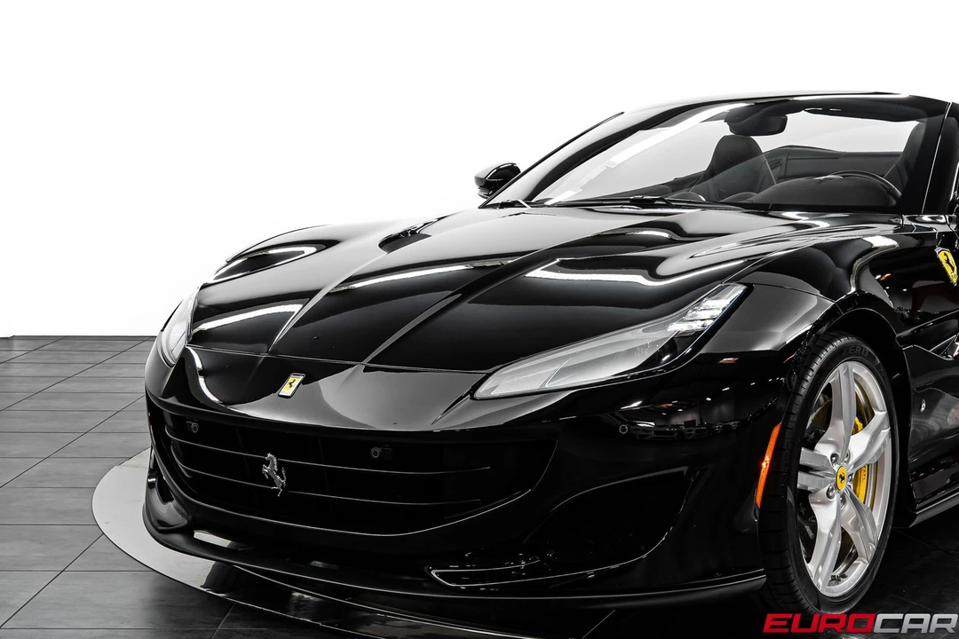 2019 Ferrari Portofino - Image 14 of 31