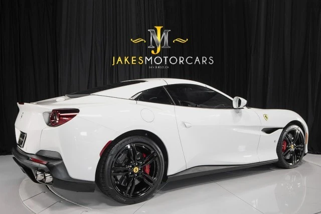 2019 Ferrari Portofino - Image 10 of 21