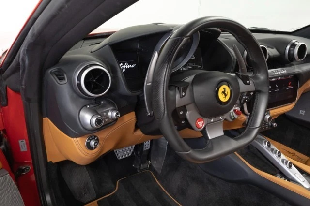 2019 Ferrari Portofino - Image 22 of 24