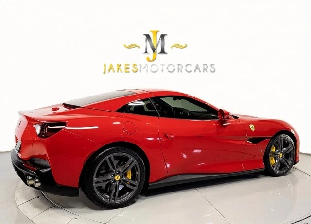 2019 Ferrari Portofino - Image 10 of 24