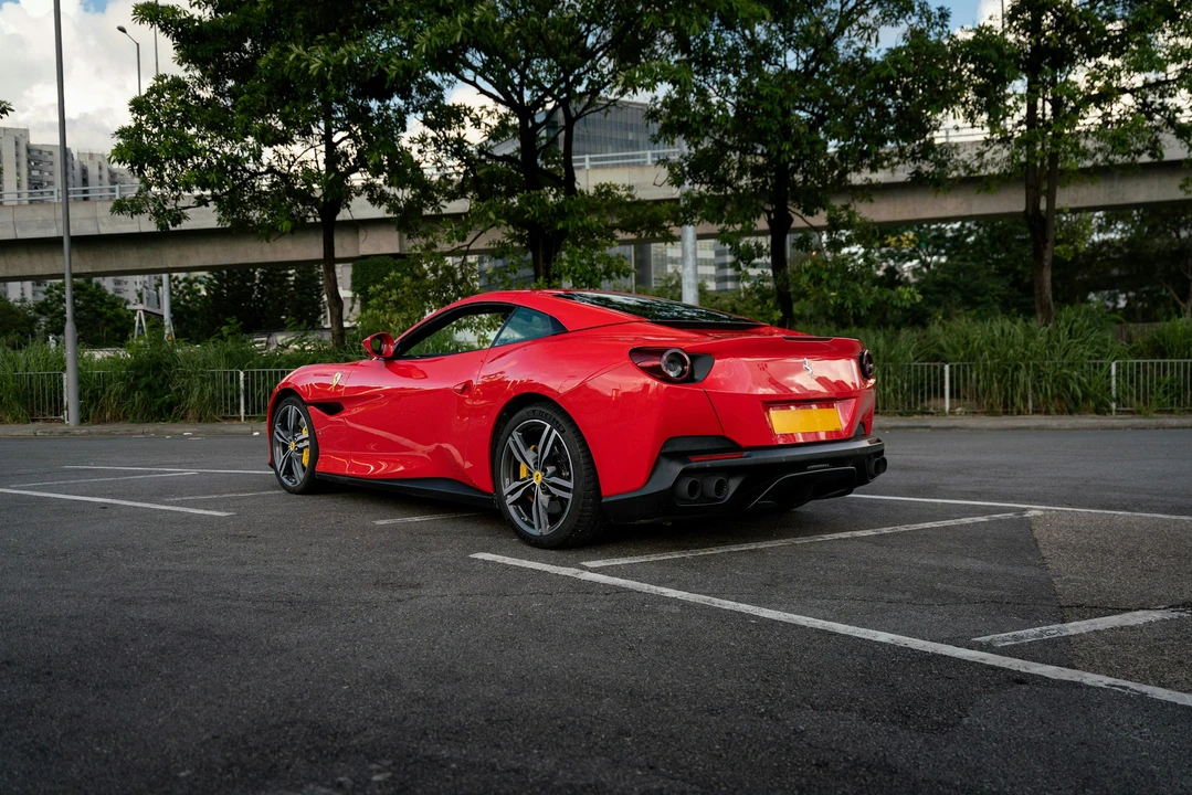 2019 Ferrari Portofino - Image 15 of 21