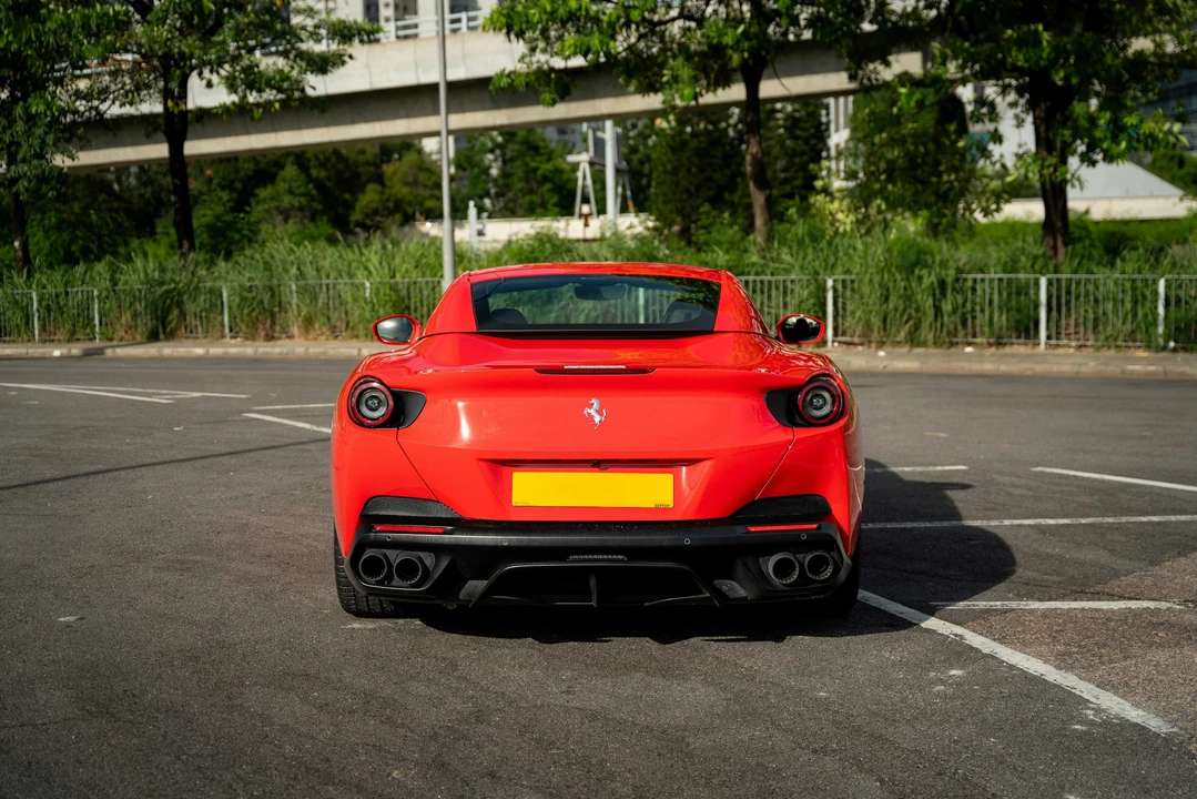 2019 Ferrari Portofino - Image 6 of 21