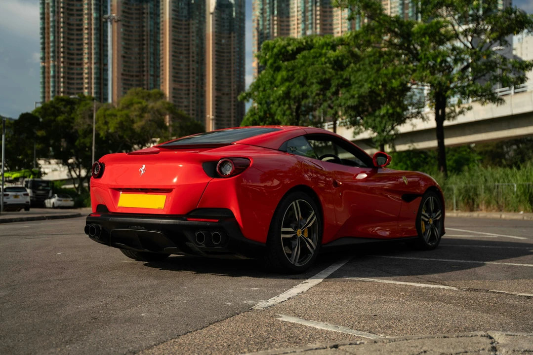 2019 Ferrari Portofino - Image 13 of 21