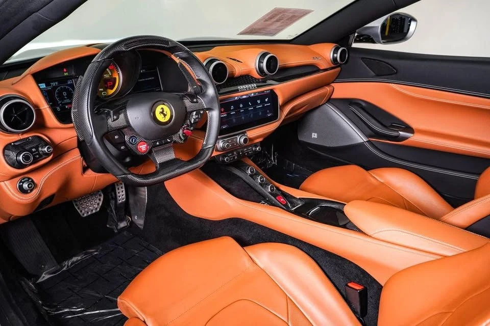 2019 Ferrari Portofino - Image 10 of 20