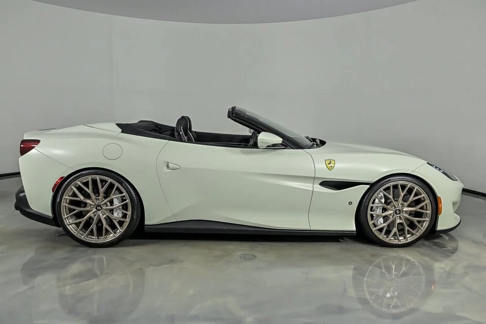 2019 Ferrari Portofino - Image 10 of 20