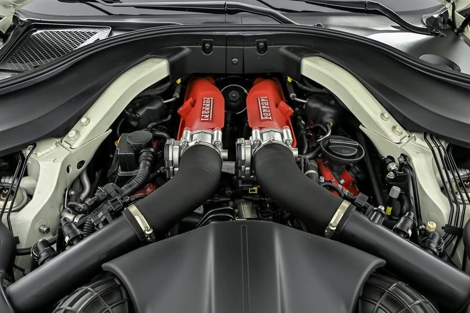 2019 Ferrari Portofino - Image 17 of 20