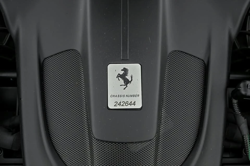 2019 Ferrari Portofino - Image 18 of 20