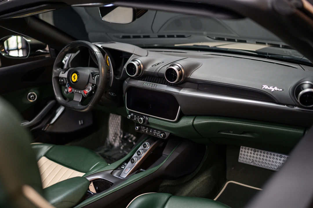 2019 Ferrari Portofino - Image 26 of 31