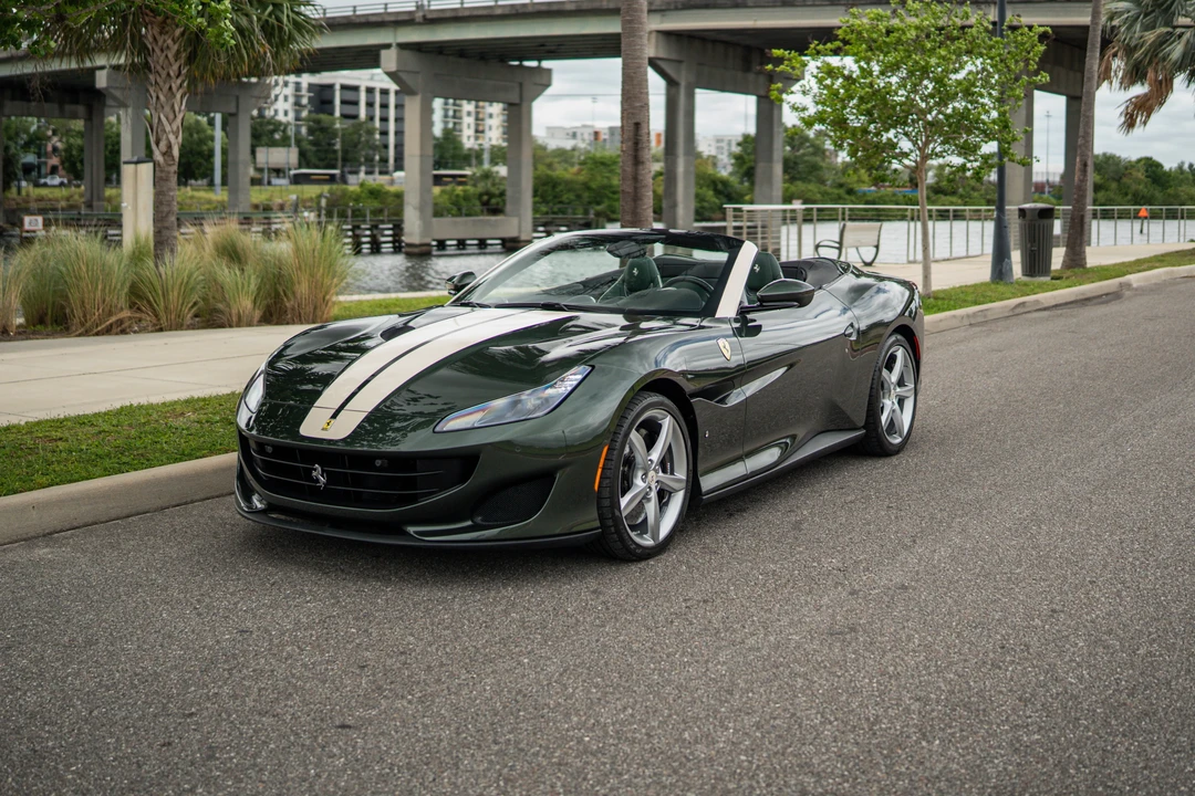 2019 Ferrari Portofino - Image 2 of 31