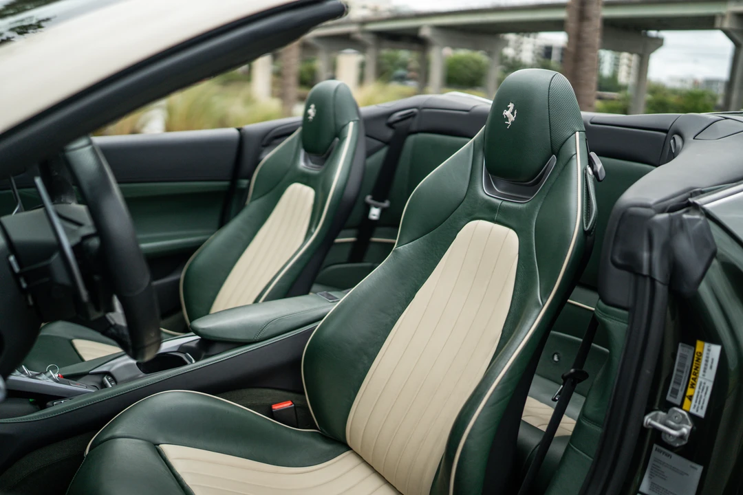 2019 Ferrari Portofino - Image 25 of 31