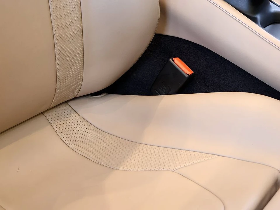 2019 Ferrari Portofino - Image 29 of 31