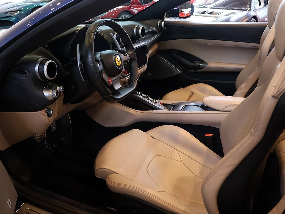 2019 Ferrari Portofino - Image 4 of 31