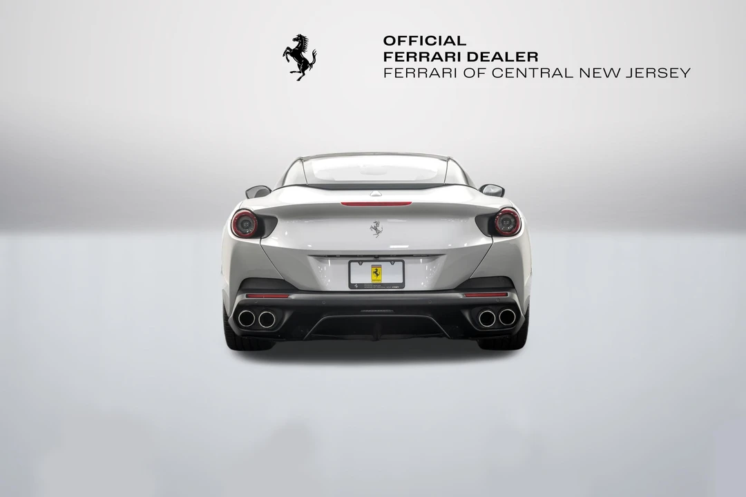 2019 Ferrari Portofino - Image 14 of 31