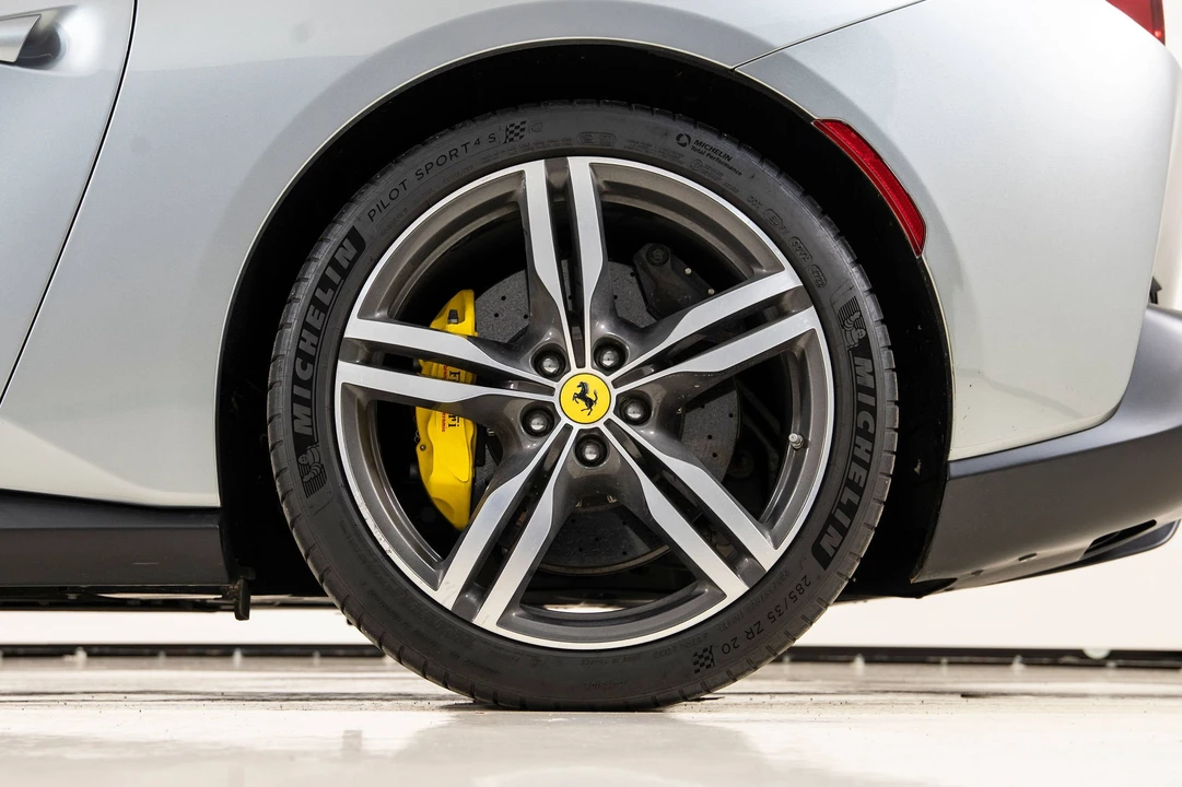 2019 Ferrari Portofino - Image 21 of 31