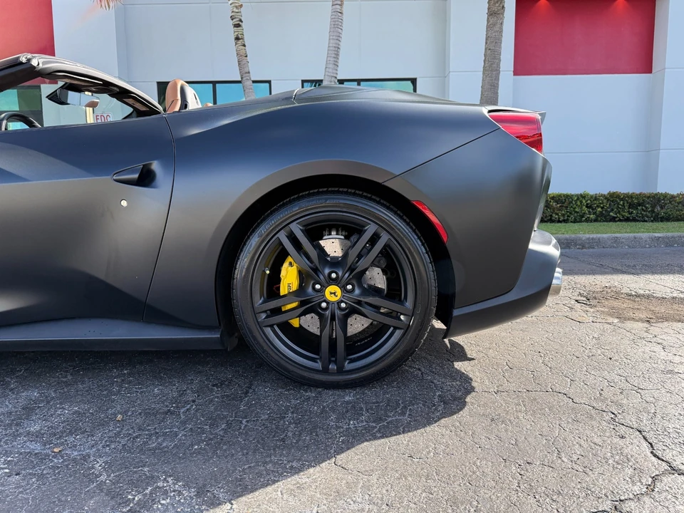 2019 Ferrari Portofino - Image 15 of 21
